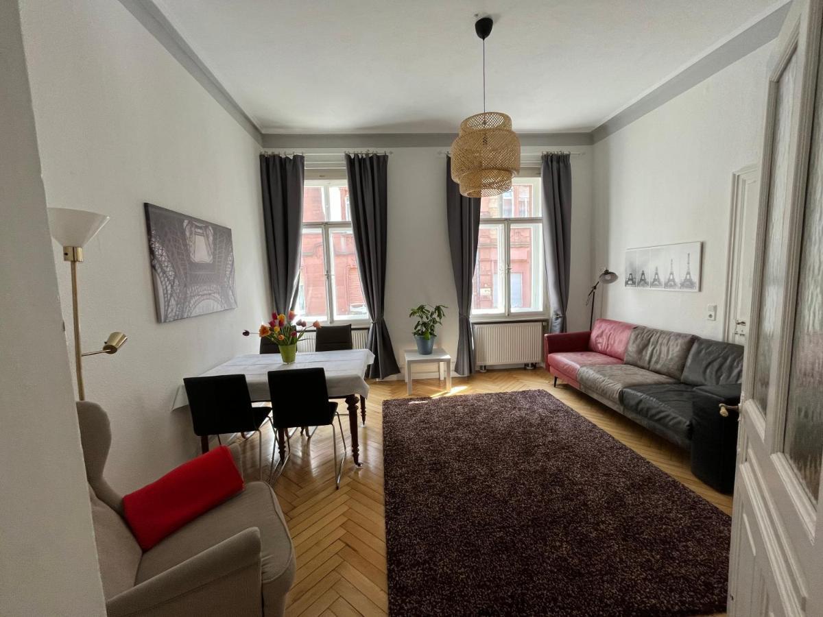 Haus Mittendrin * Neustadt an der Weinstrasse